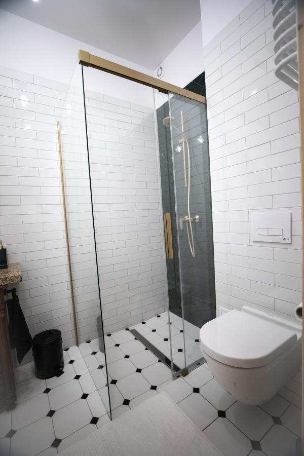 Apartamento Warsaw Concierge Miedziana Exterior foto